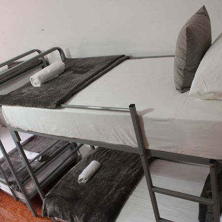 Crew Hostel Tiran Dış mekan fotoğraf
